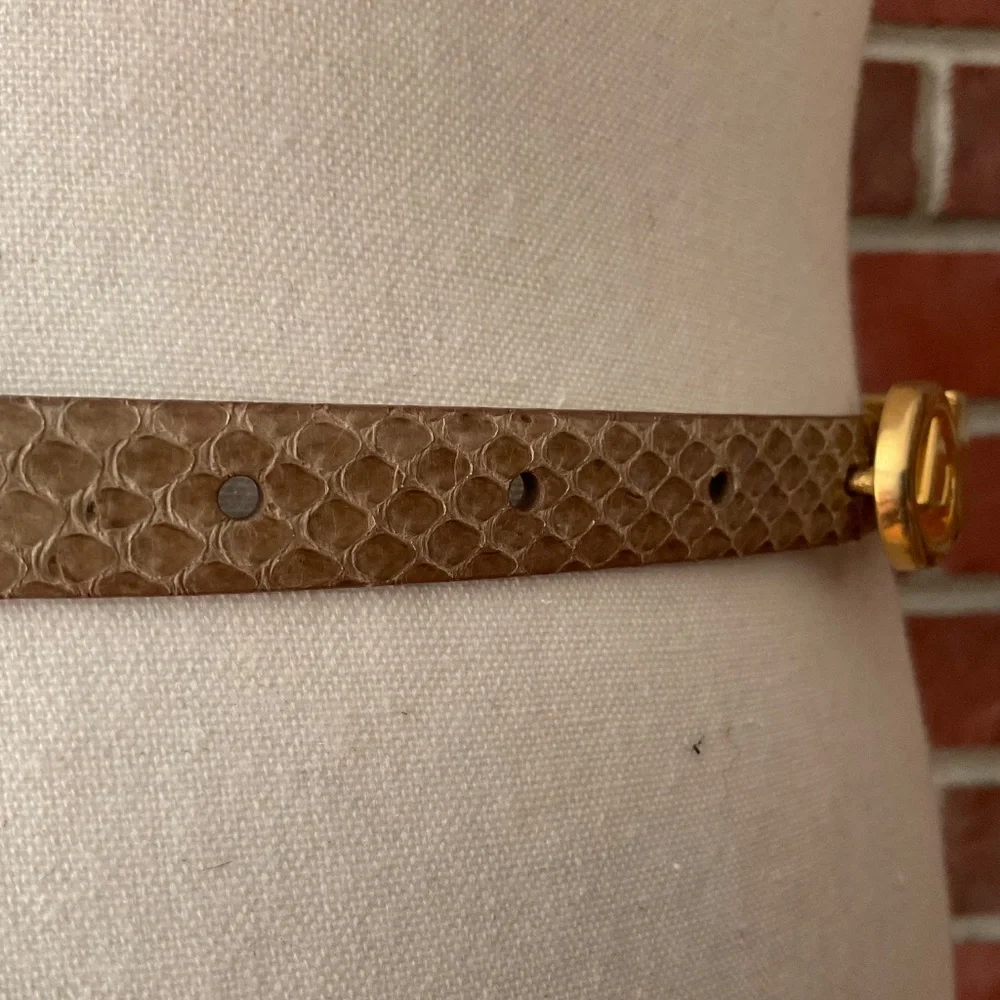 N/A vintage beige