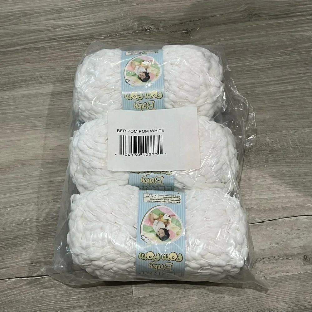 NWT Set of 3 Skeins Bernat Baby Pom Pom Yarn (3.5 oz each) White Bulky Weight #6