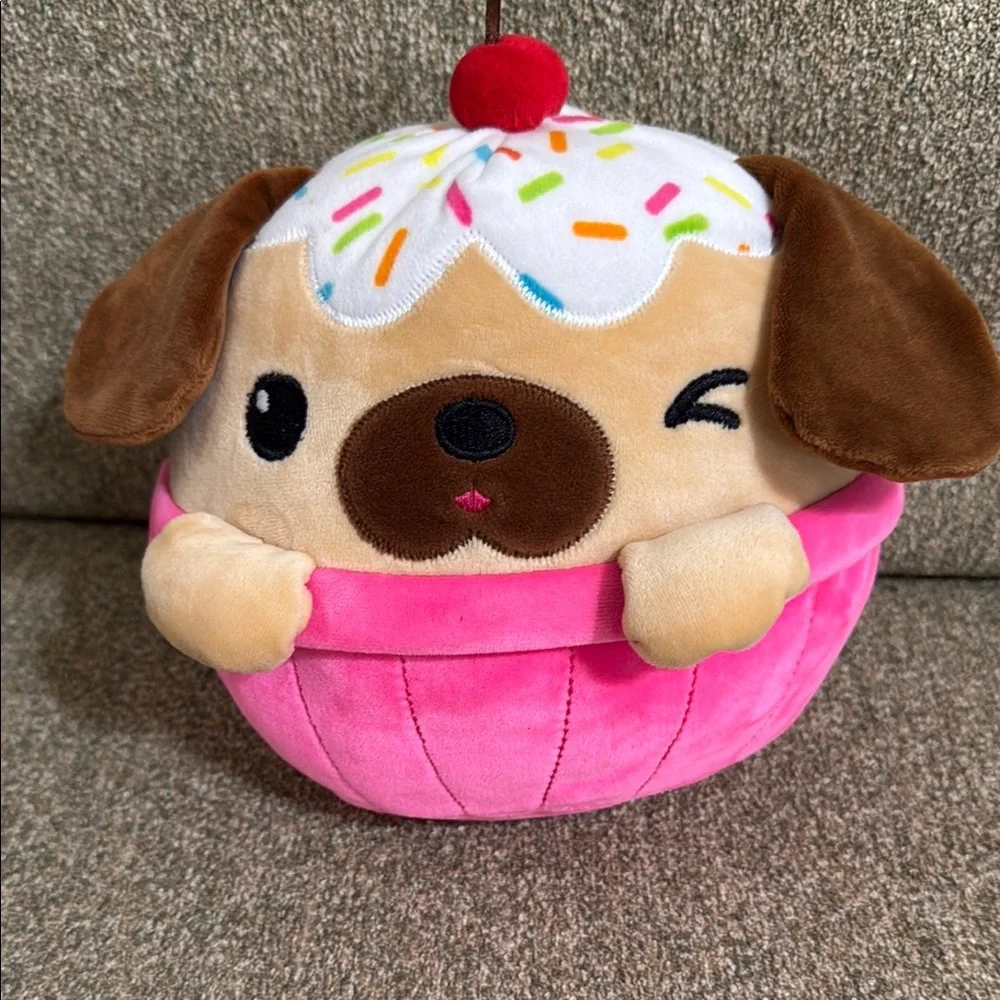 Squishmallow Winking Puppy Dog Cupcake Plush Birthday Cherry Stuffed Toy