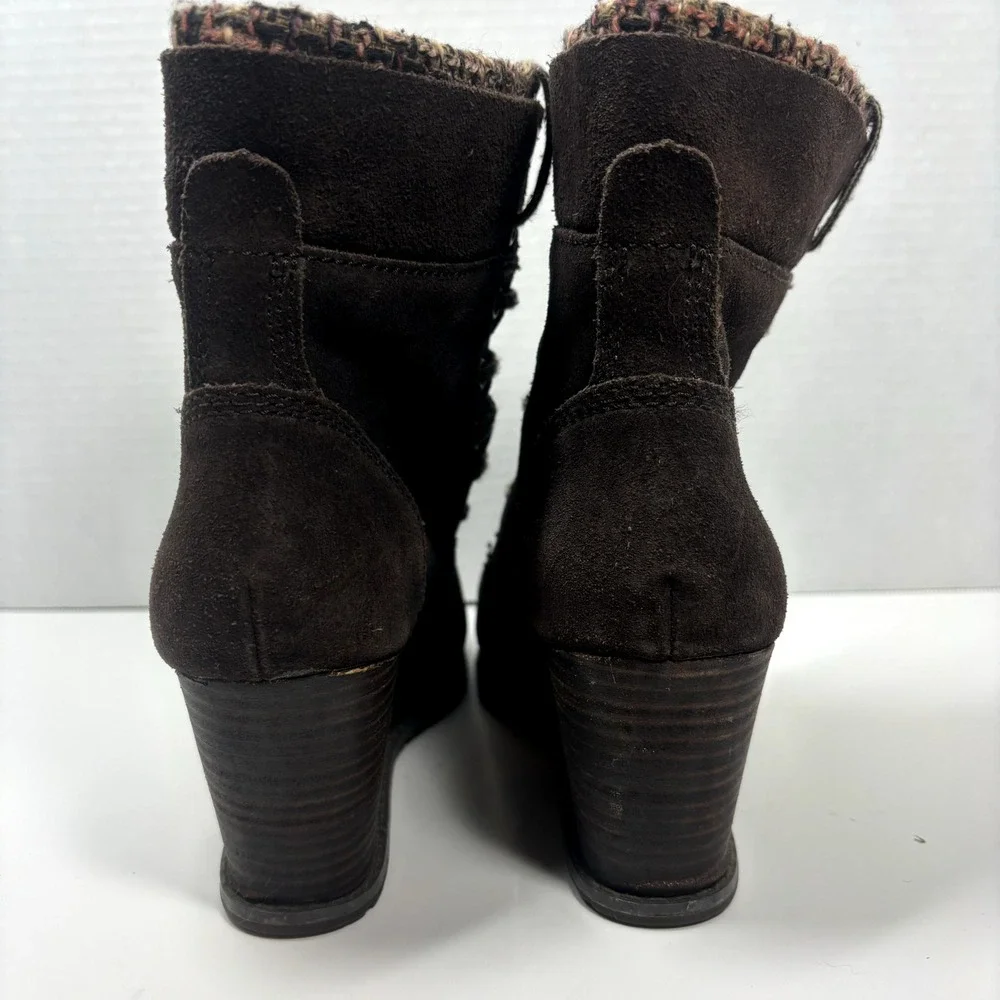 Caterpillar cat boots