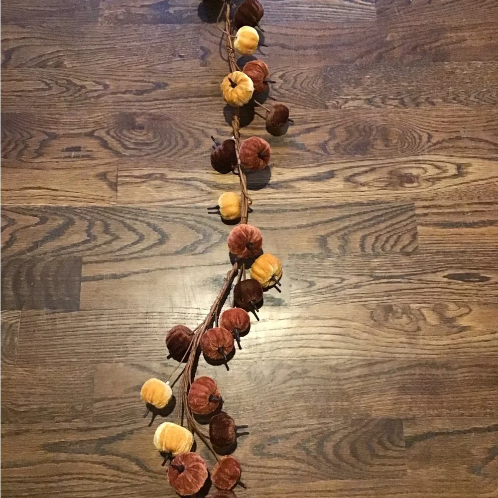 N/A decorate this
