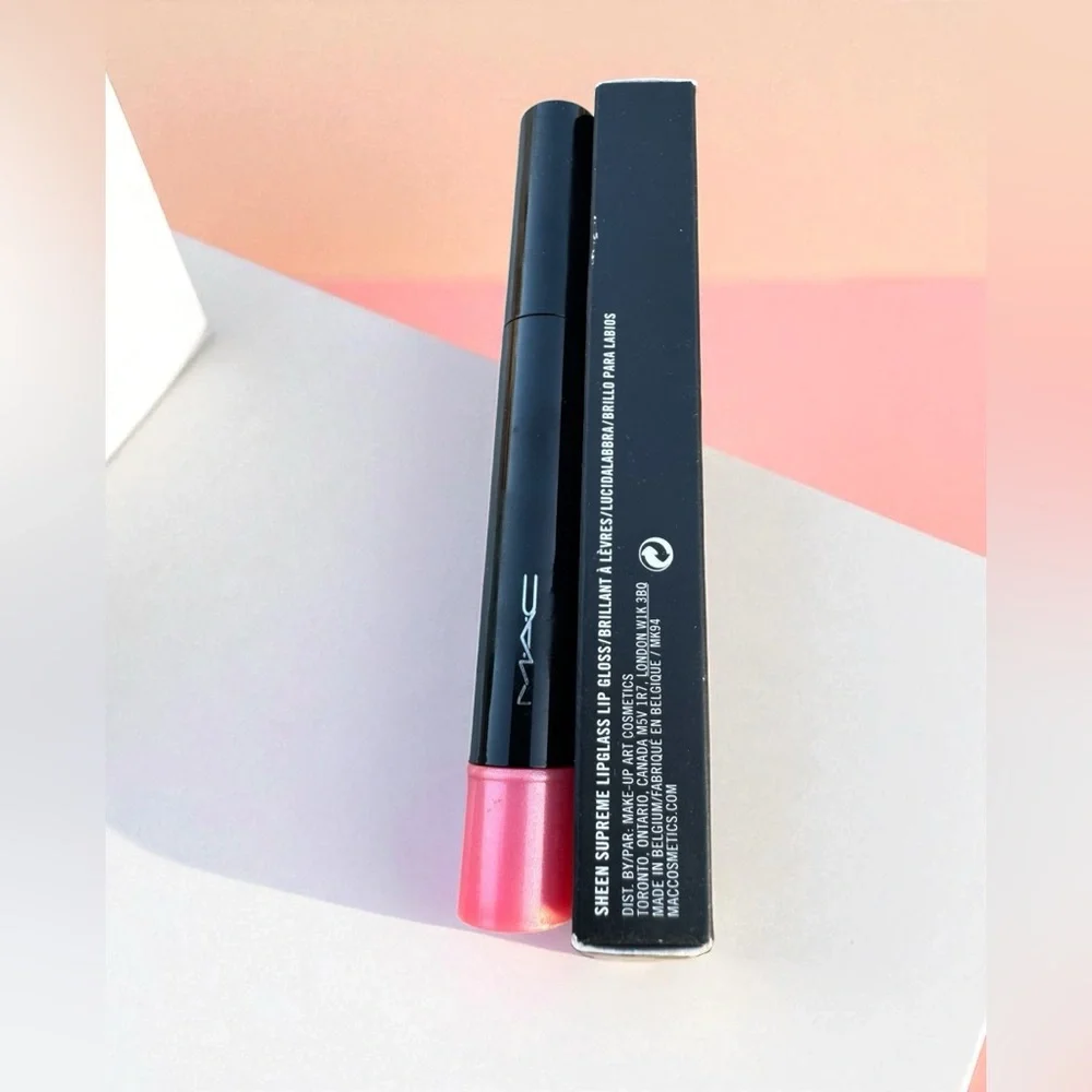 MAC Cosmetics mac cherry