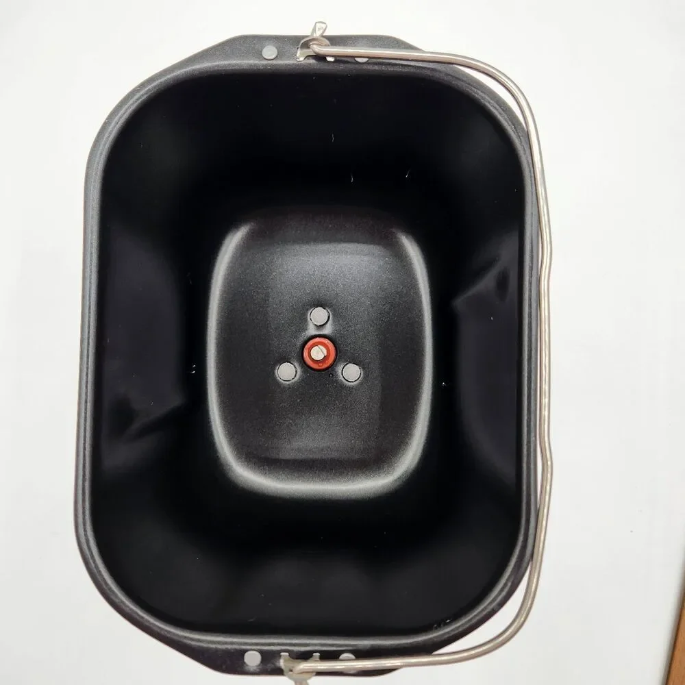 Cooks bread maker