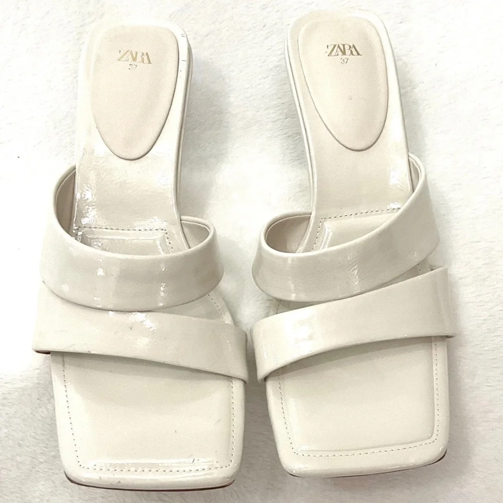 Zara are square