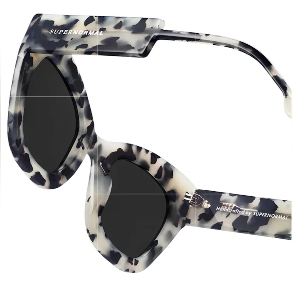 AMBITIOUS Marble frame + Black lenses Supernormal NWOT