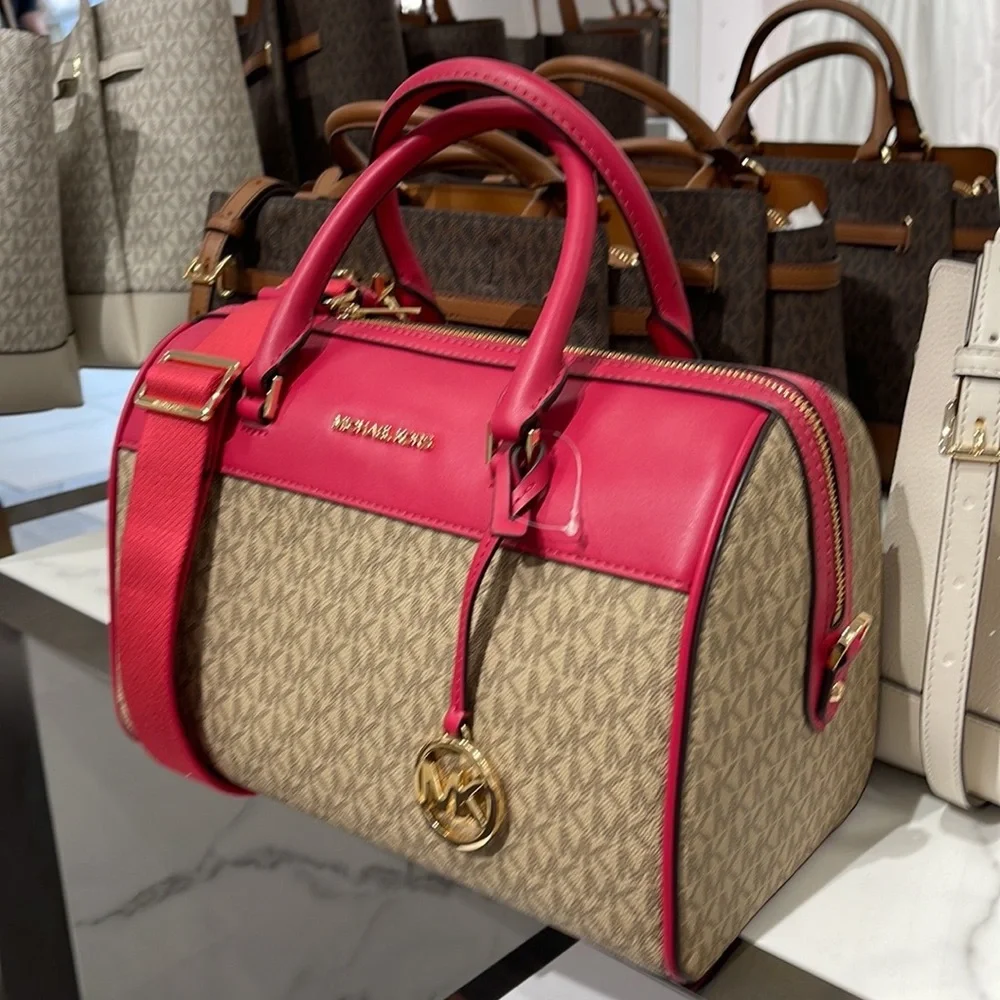 Michael Kors med Duffel Travel - Leather/Coated Carmine Pink MD DUFFLES NWT