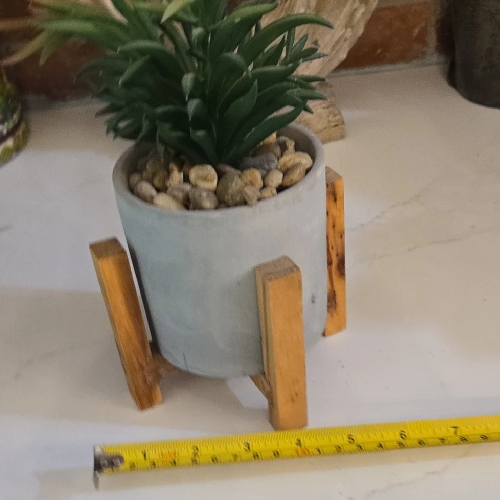 Modern Concrete Planter with Wooden Stand