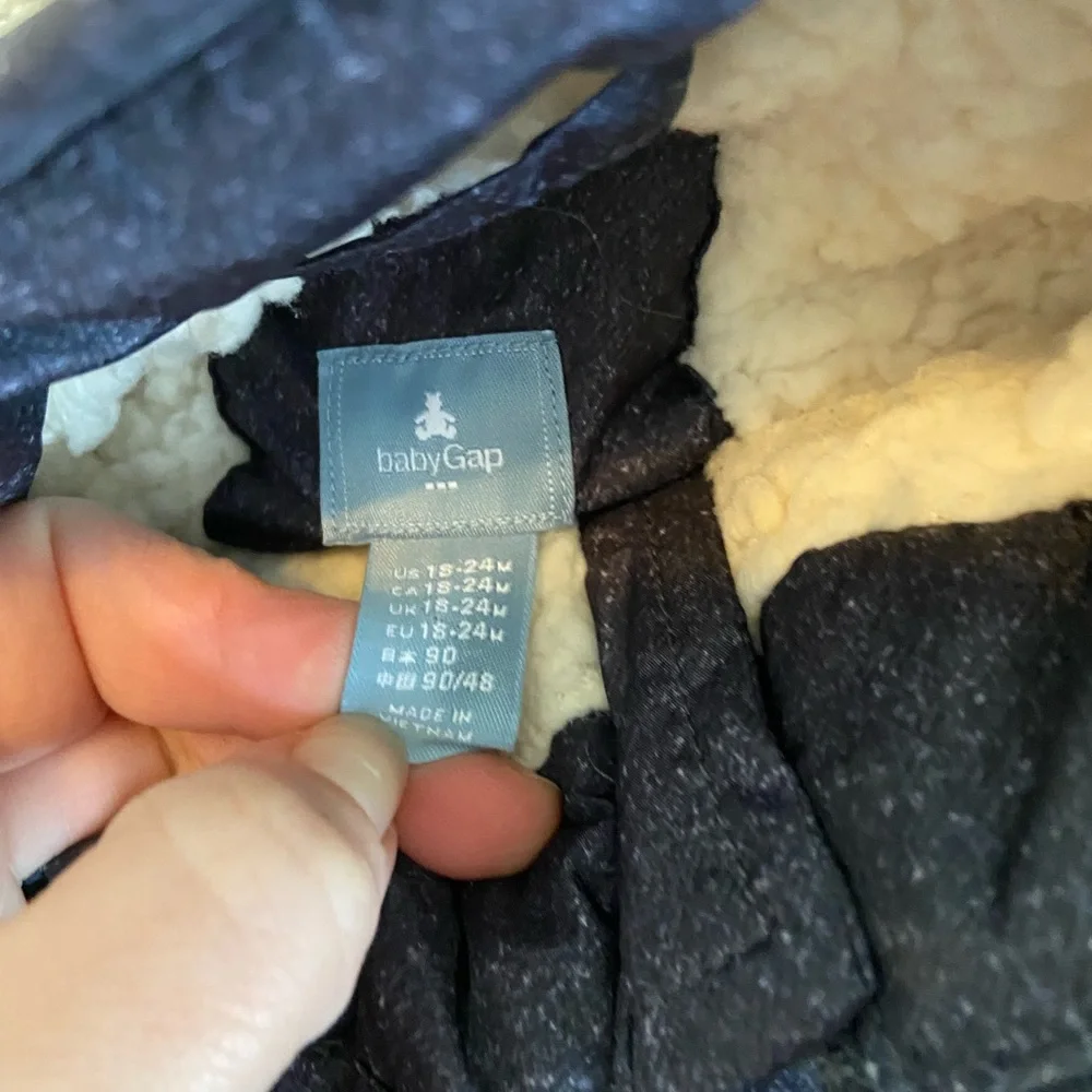 GAP baby sherpa
