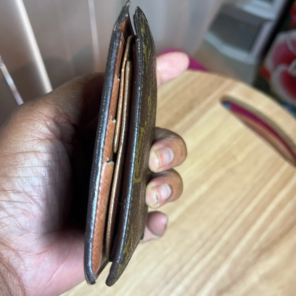 Louis Vuitton men’s classic