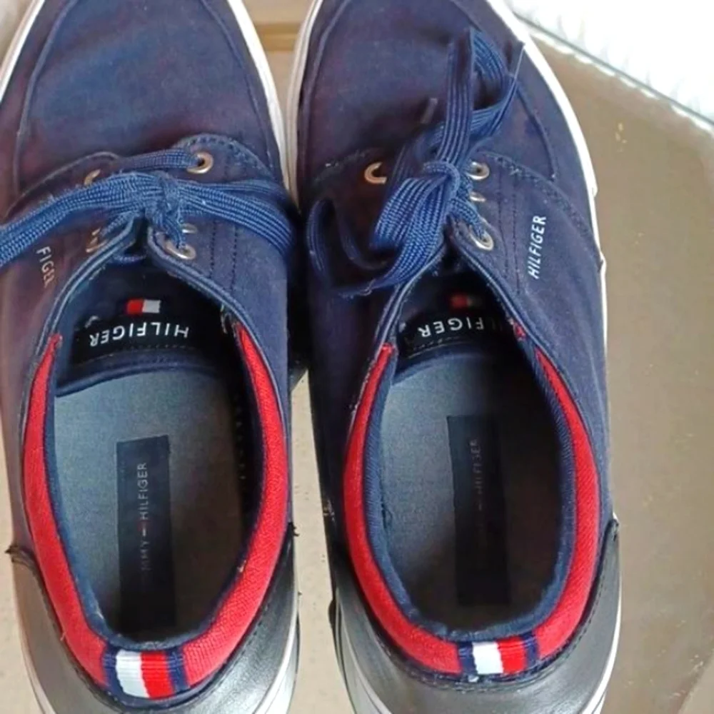 Tommy Hilfiger clean no