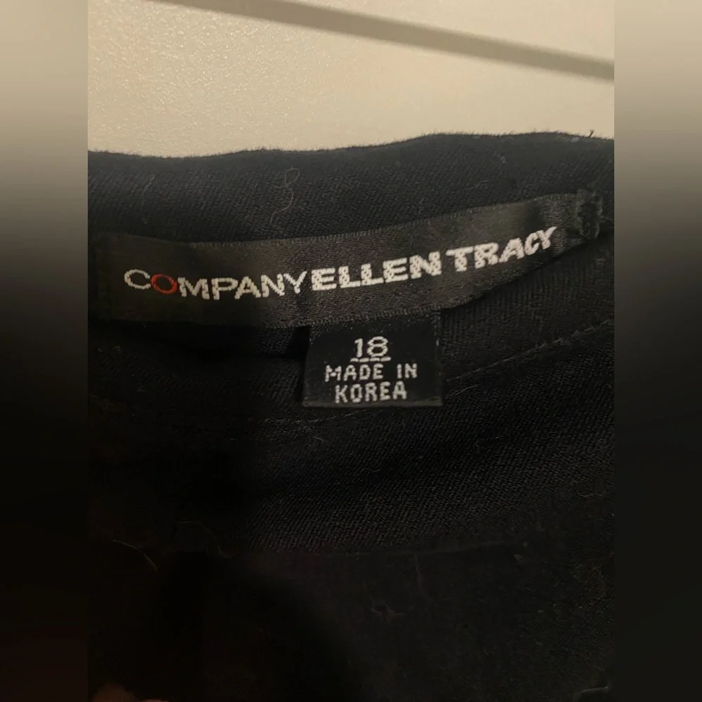 Ellen Tracy slim fit