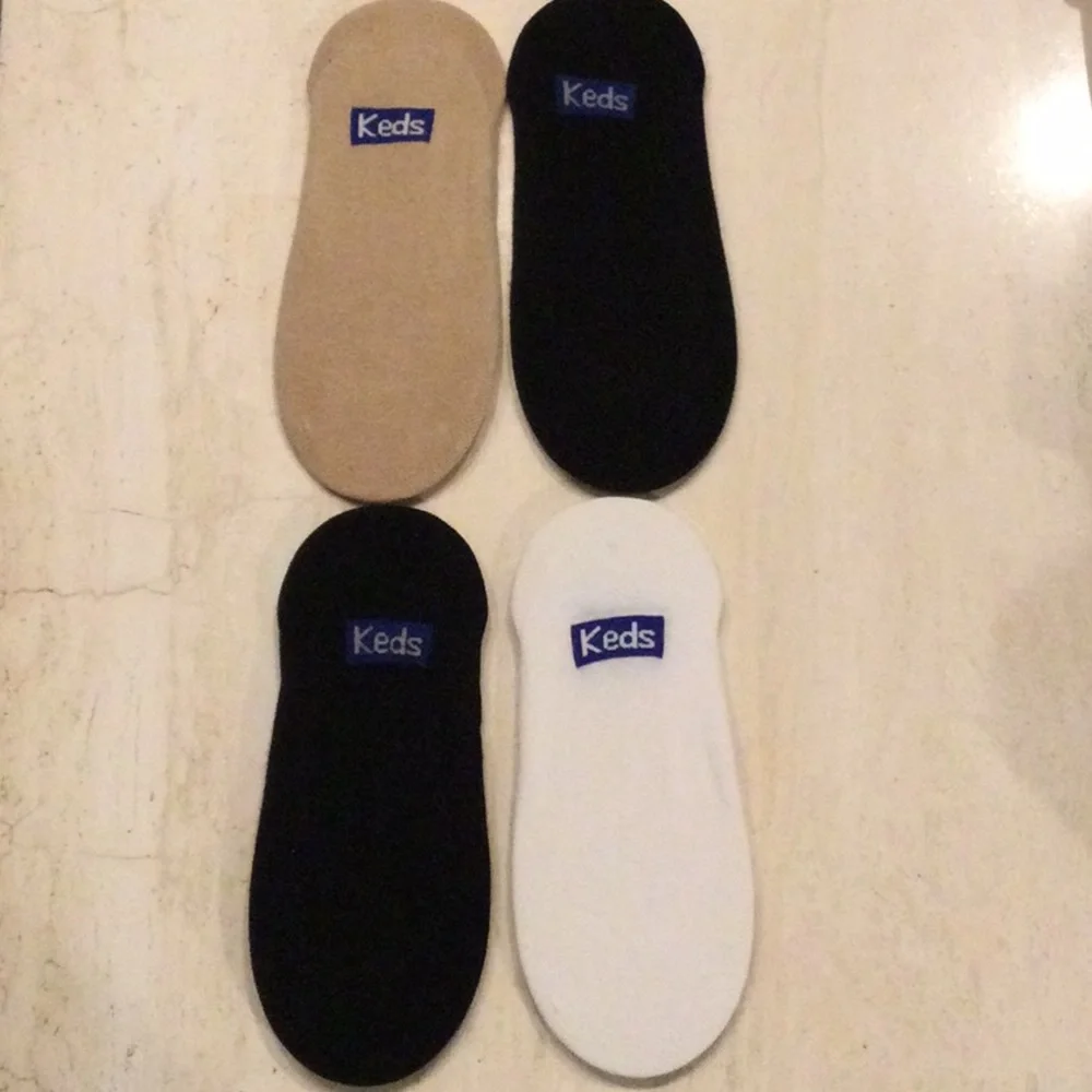 AEROSOLES socks knee