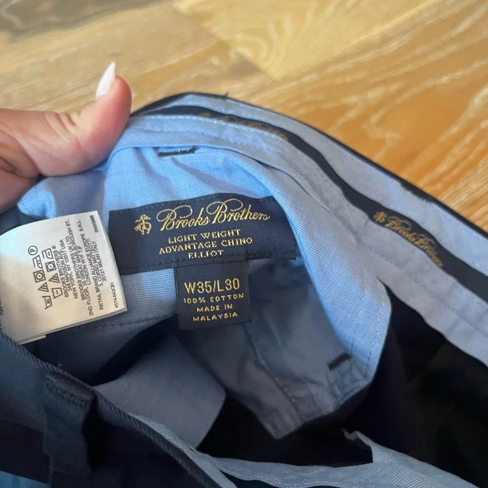 Brooks Brothers elegant navy