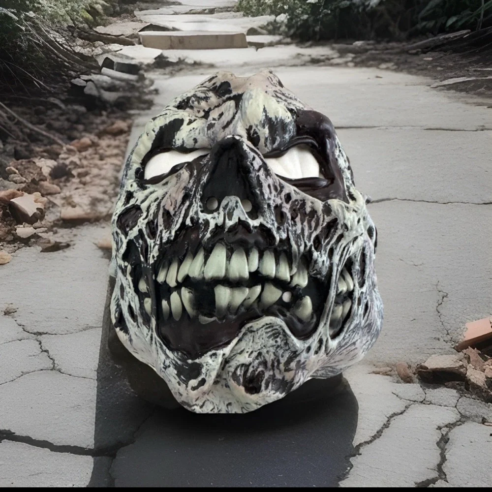 N/A terrifying skull