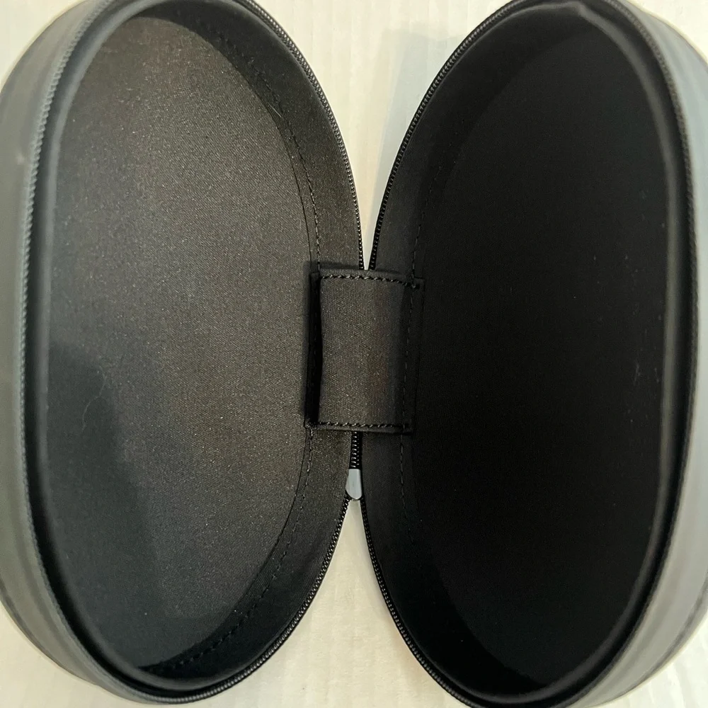 N/A sleek black