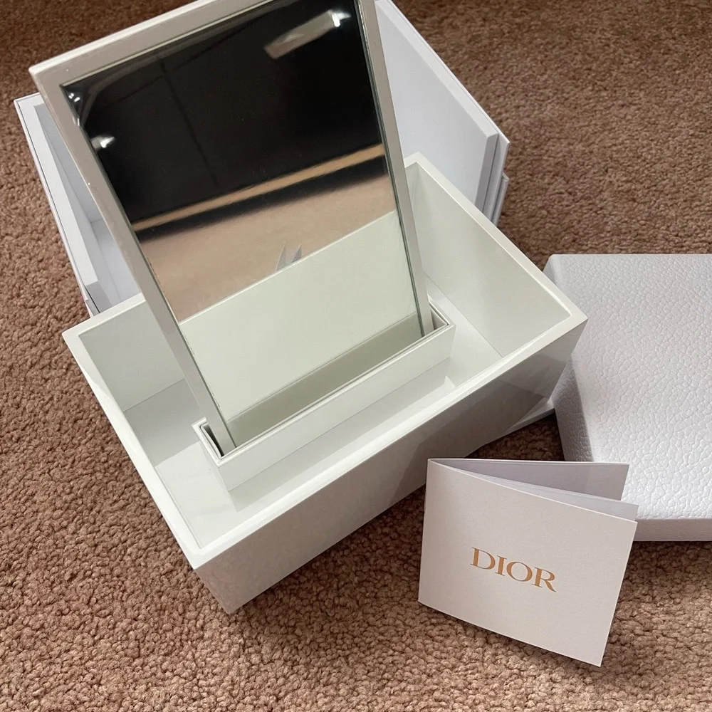 Dior chic box