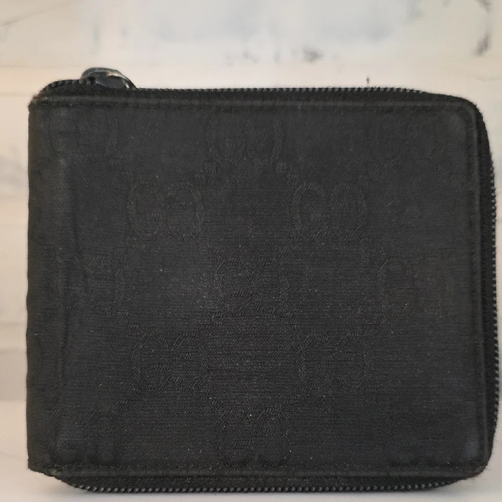 Gucci Black Men's Zipper Wallet