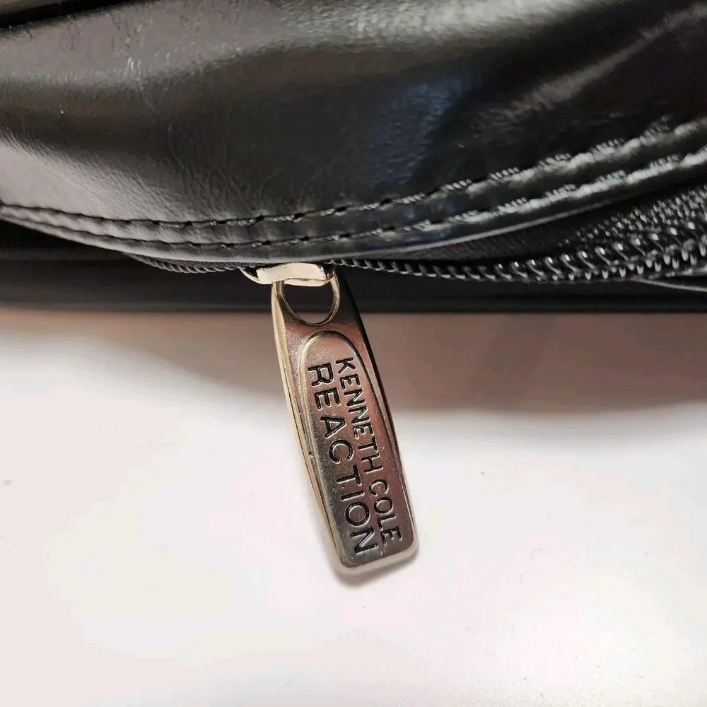 Kenneth Cole Reaction kenneth cole