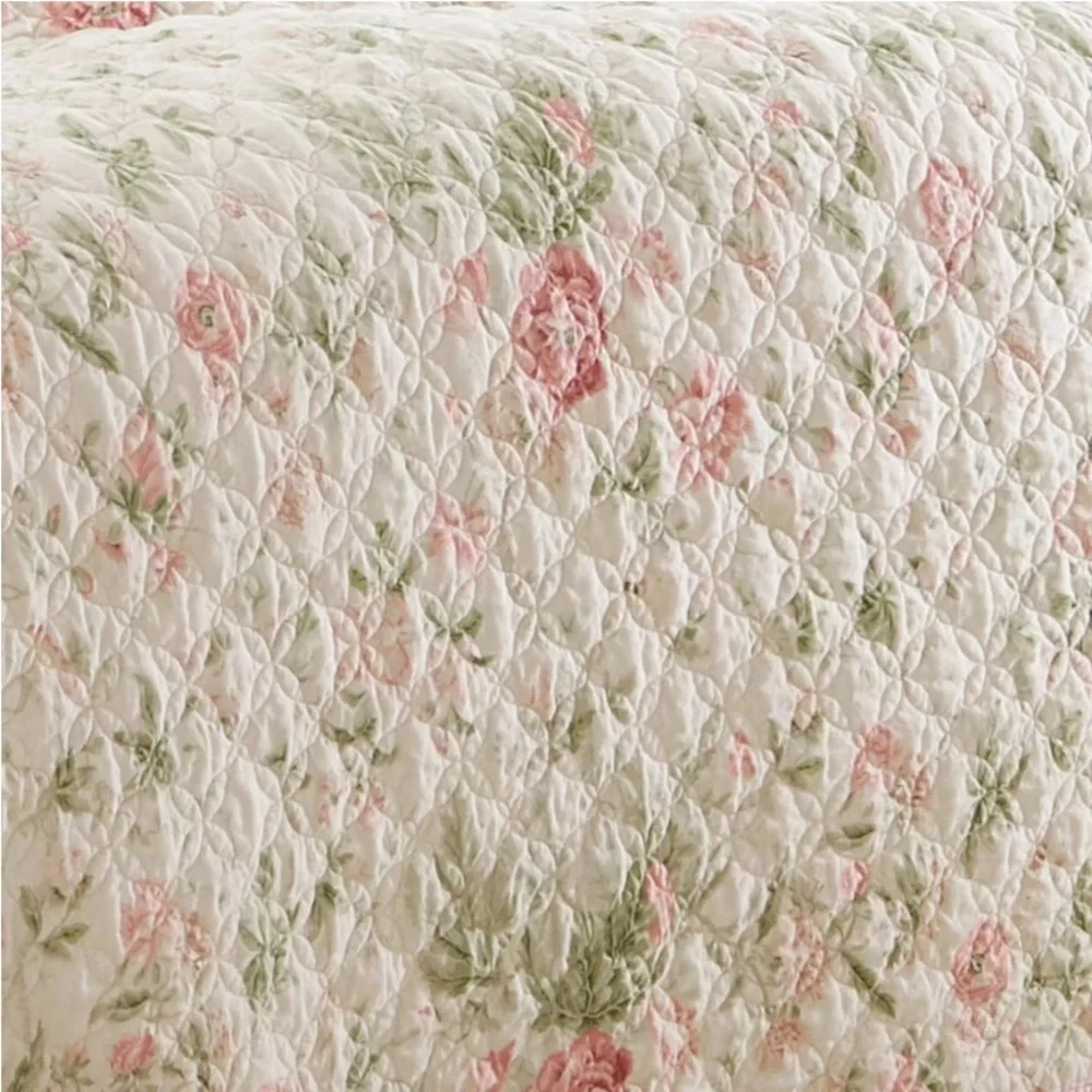 Breezy Floral Pink Quilt Set - Laura Ashley Size Full/Queen