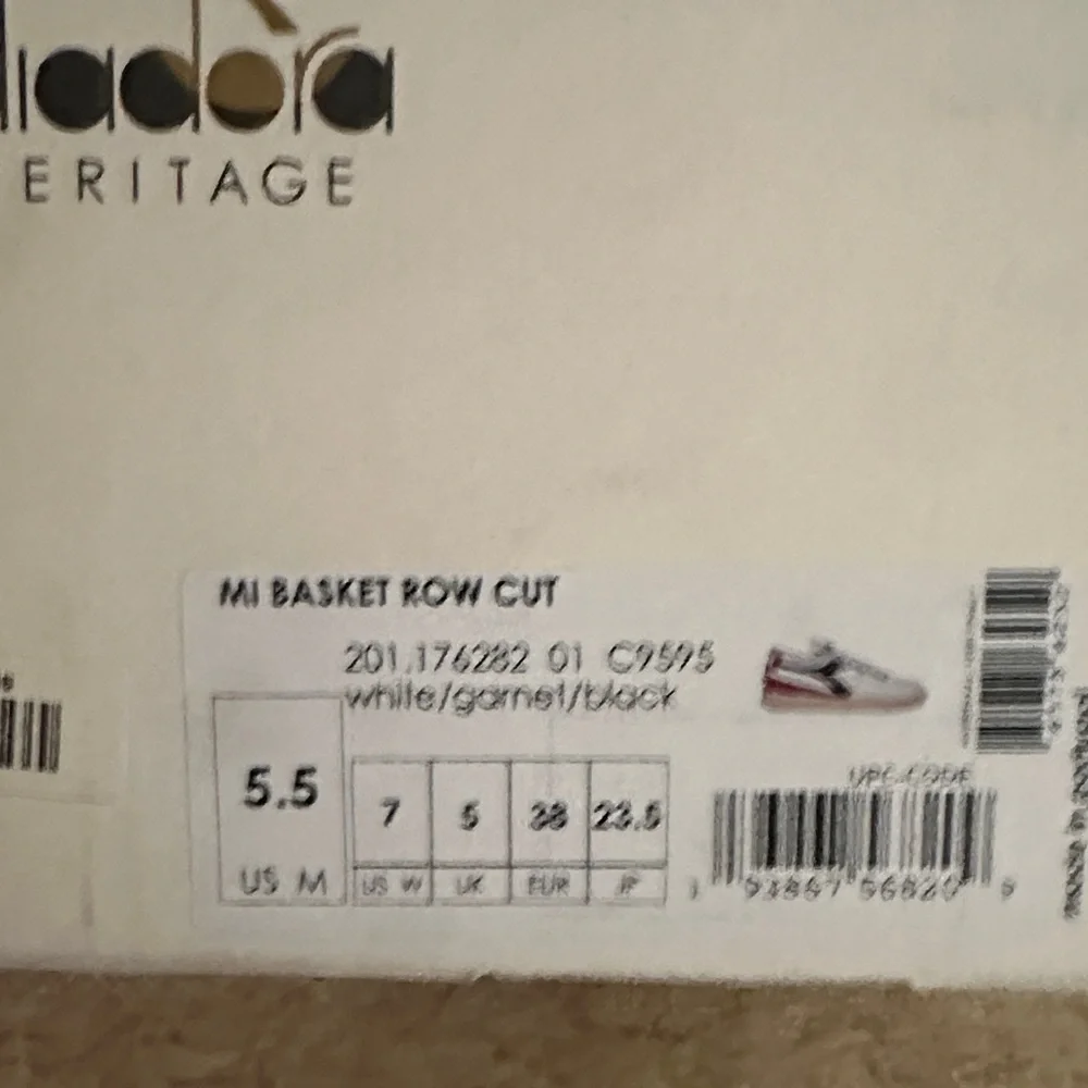Diadora step into