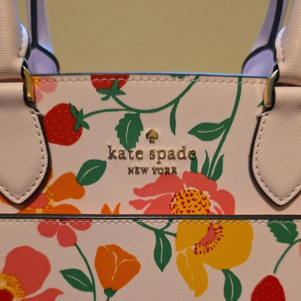 kate spade vibrant chic pink