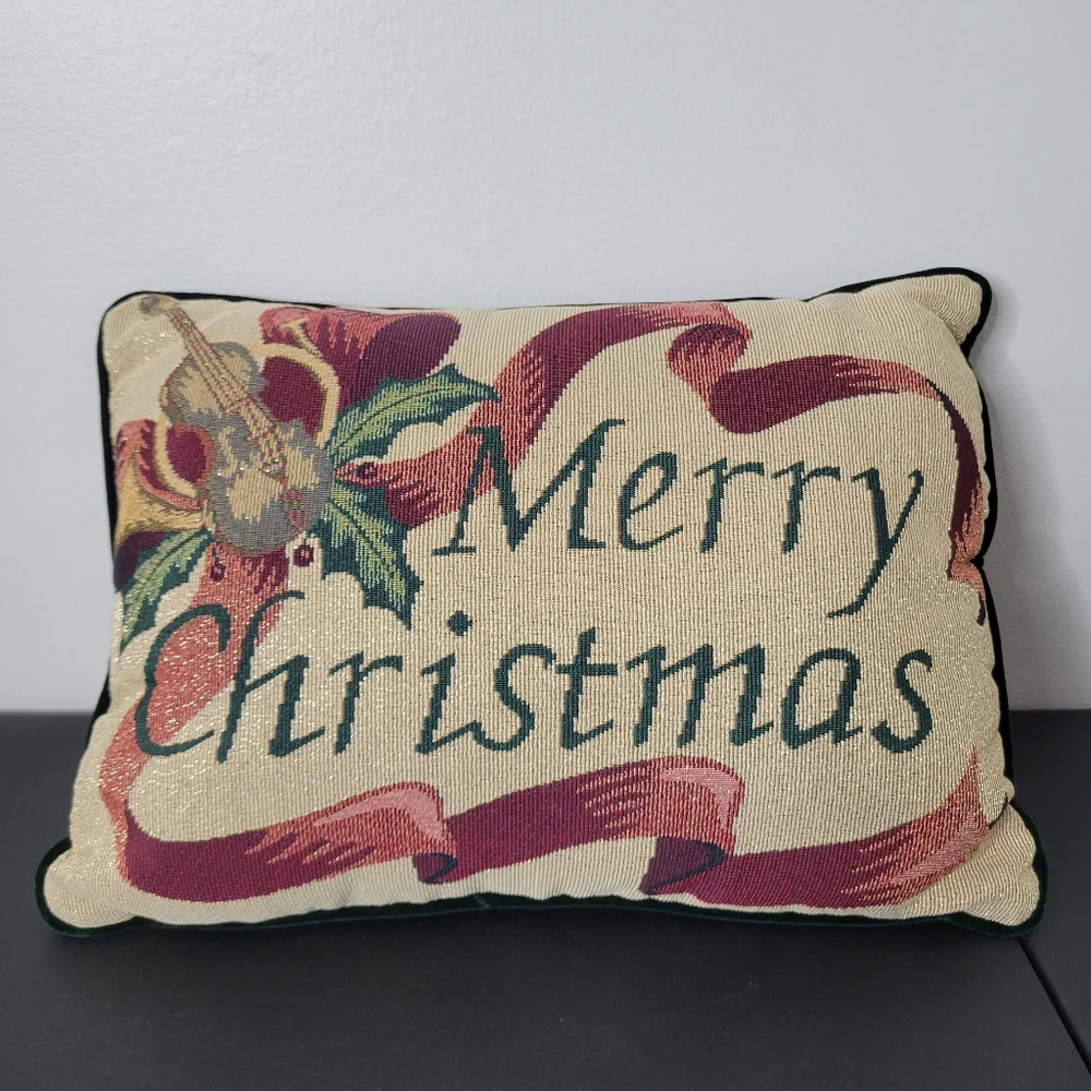 Vtg Red and Green Holiday Pillow with Merry Christmas Design