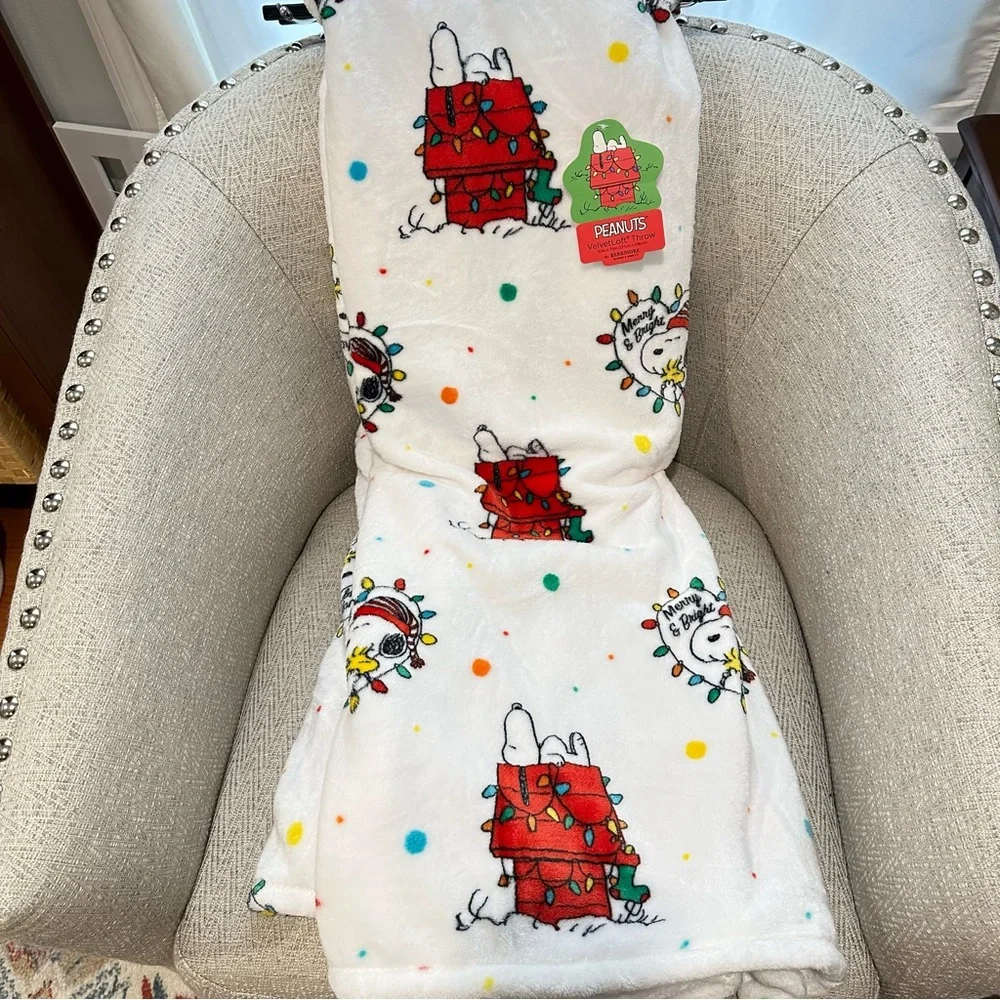 PEANUTS Snoopy Woodstock Christmas Lights Soft Throw Blanket 50