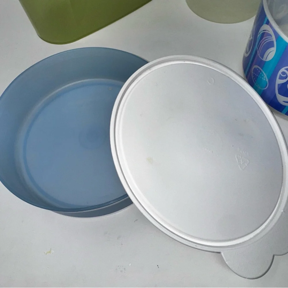 Tupperware heat vintage