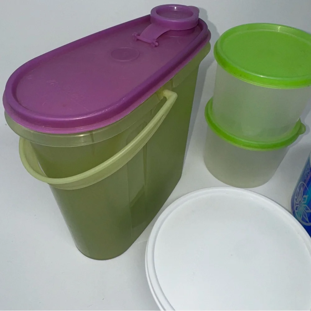 Tupperware heat vintage