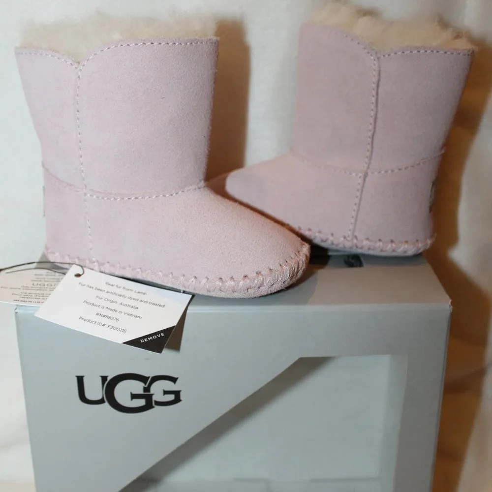 UGG size info