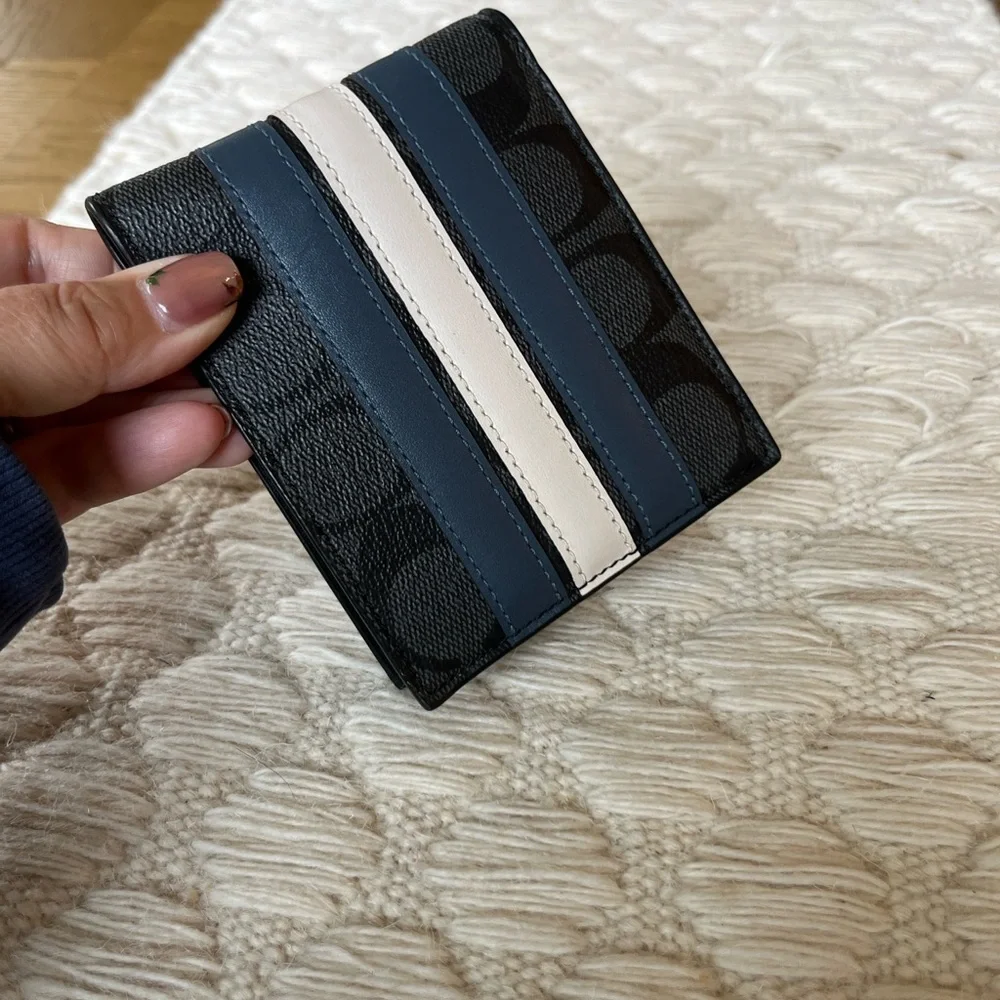 Coach nwot additional
