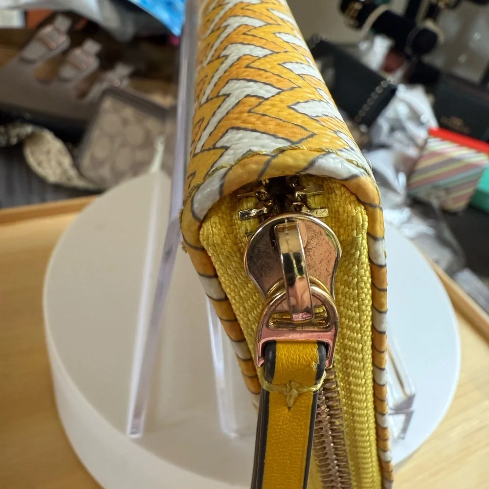 Tory Burch tory burch
