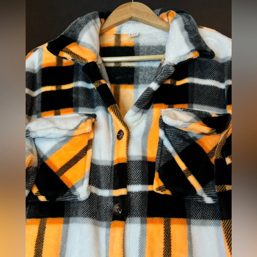 Louis Liliya stylish plaid