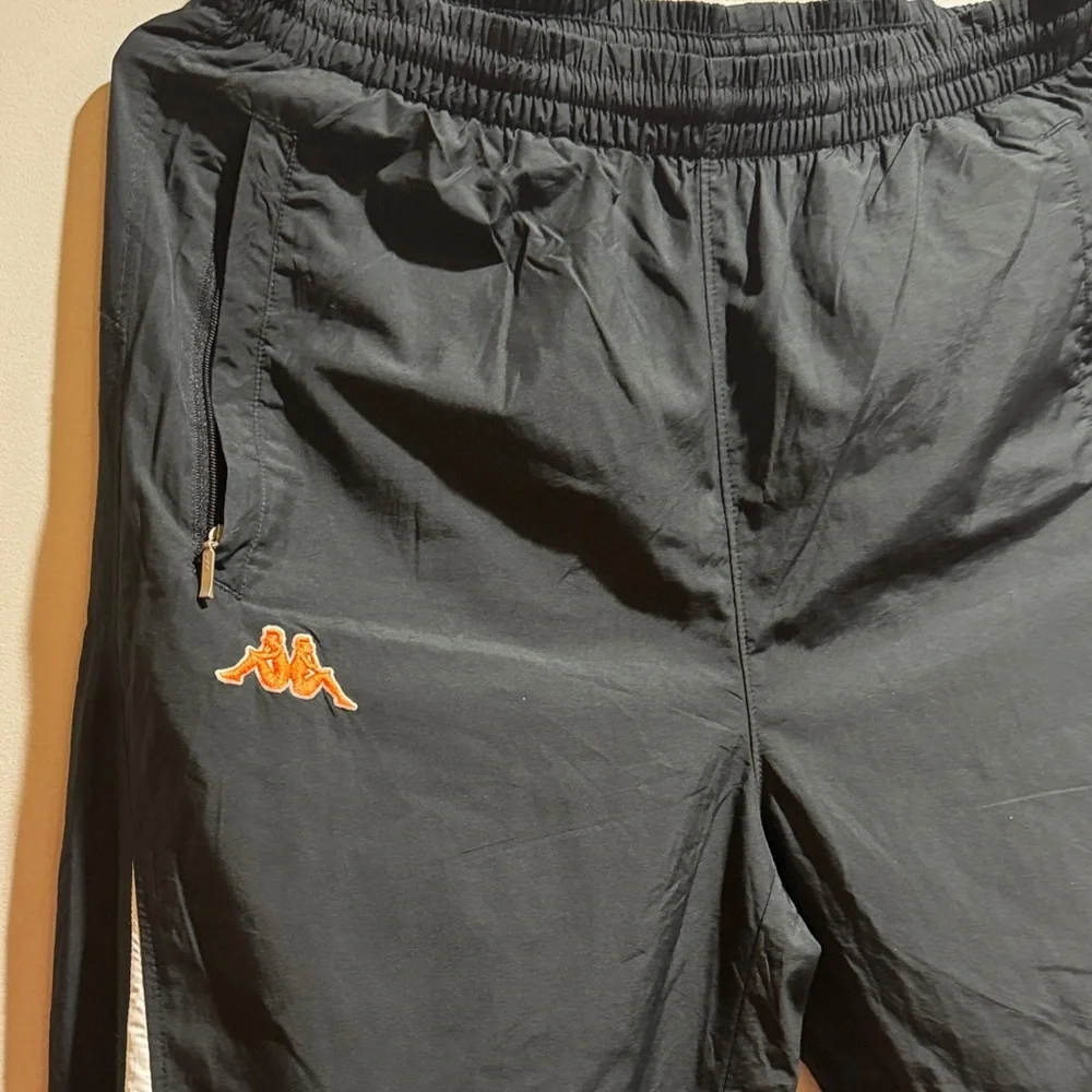 Kappa sleek black