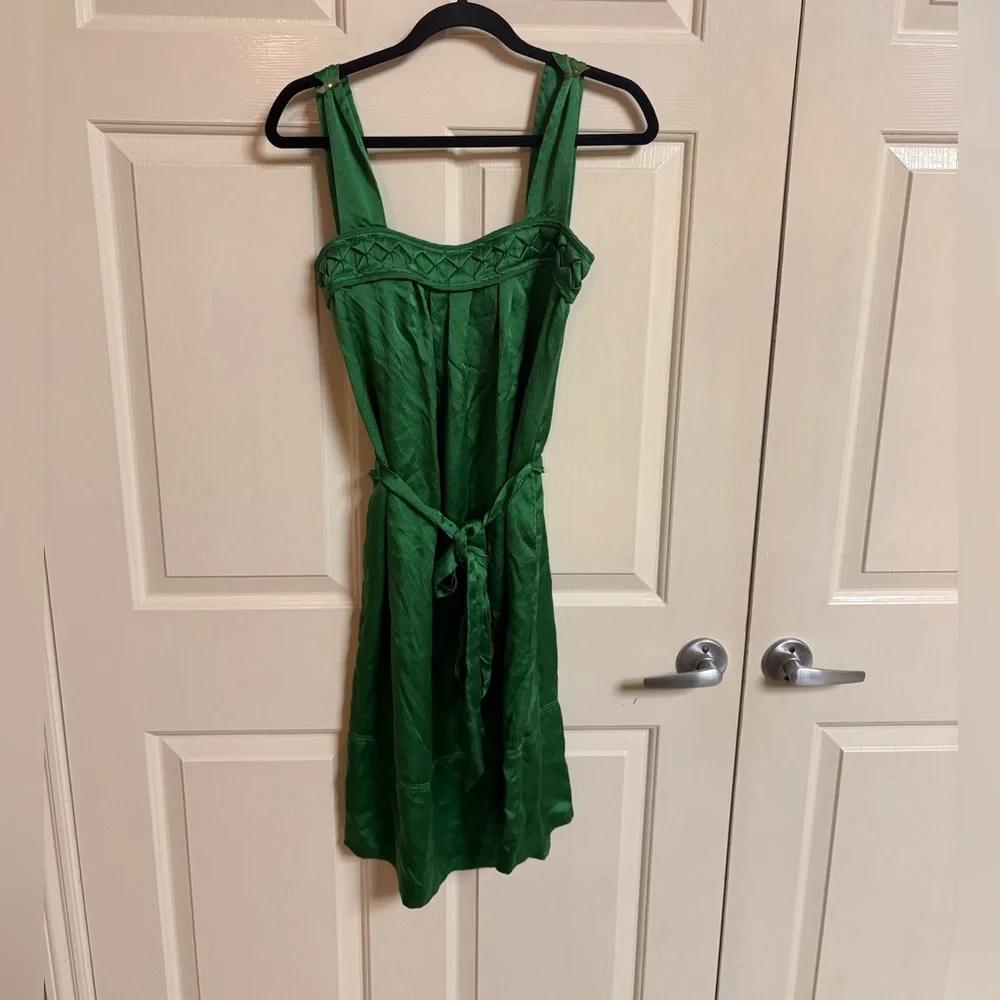Banana Republic 100% Silk Emerald Green Tie Waist Cocktail Reception Dress TALL