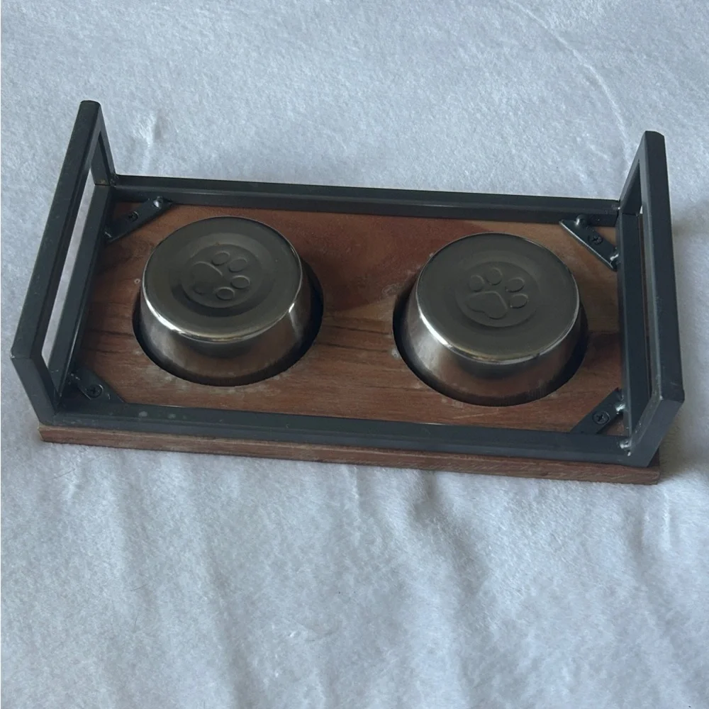 Wooden Elevated Pet Feeder with Metal Bowls