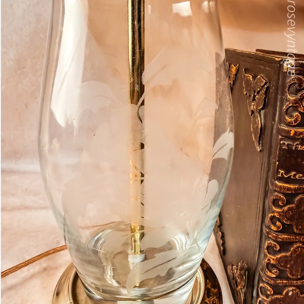 N/A vintage lamp