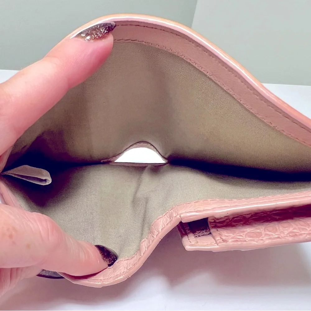 Jimmy Choo chic pink