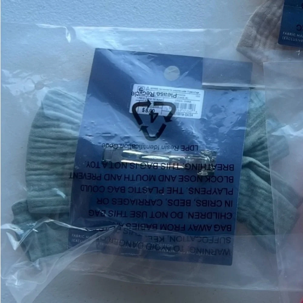 Universal Thread types secure