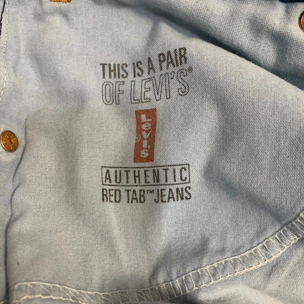 Vintage Levi's 560 Loose Fit Tapered Jeans Blue Denim 36x30 (35x29) Red Tab 90s