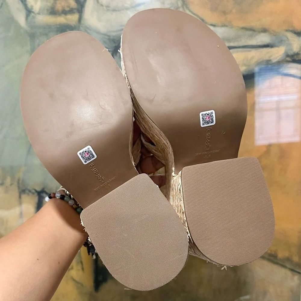 Larroude 🌸larroude🌸 platform