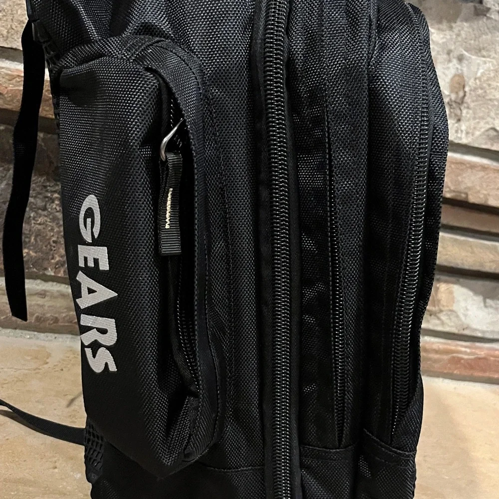 Gears Canada this sleek