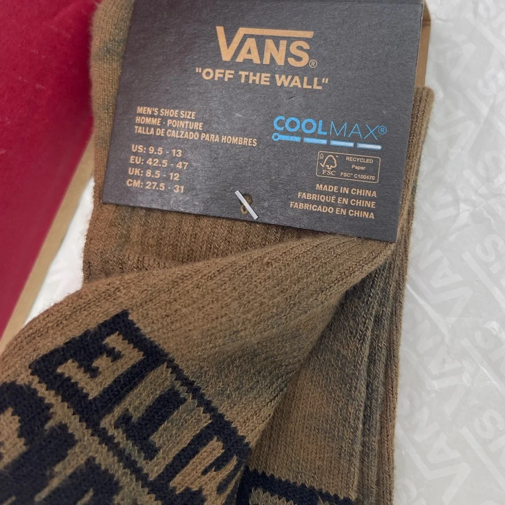 Vans socks features