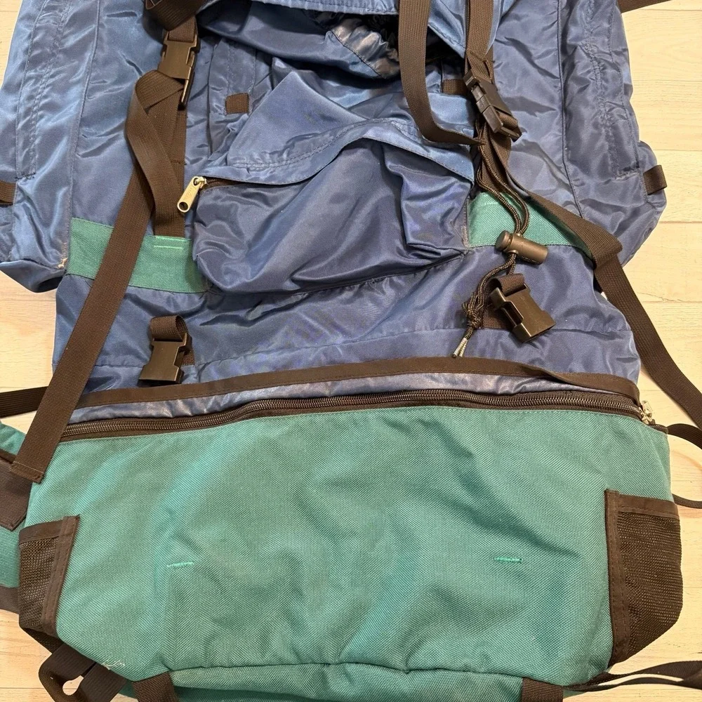 Kelty RedCloud Internal Frame Hiking Camping Backpack blue green‎