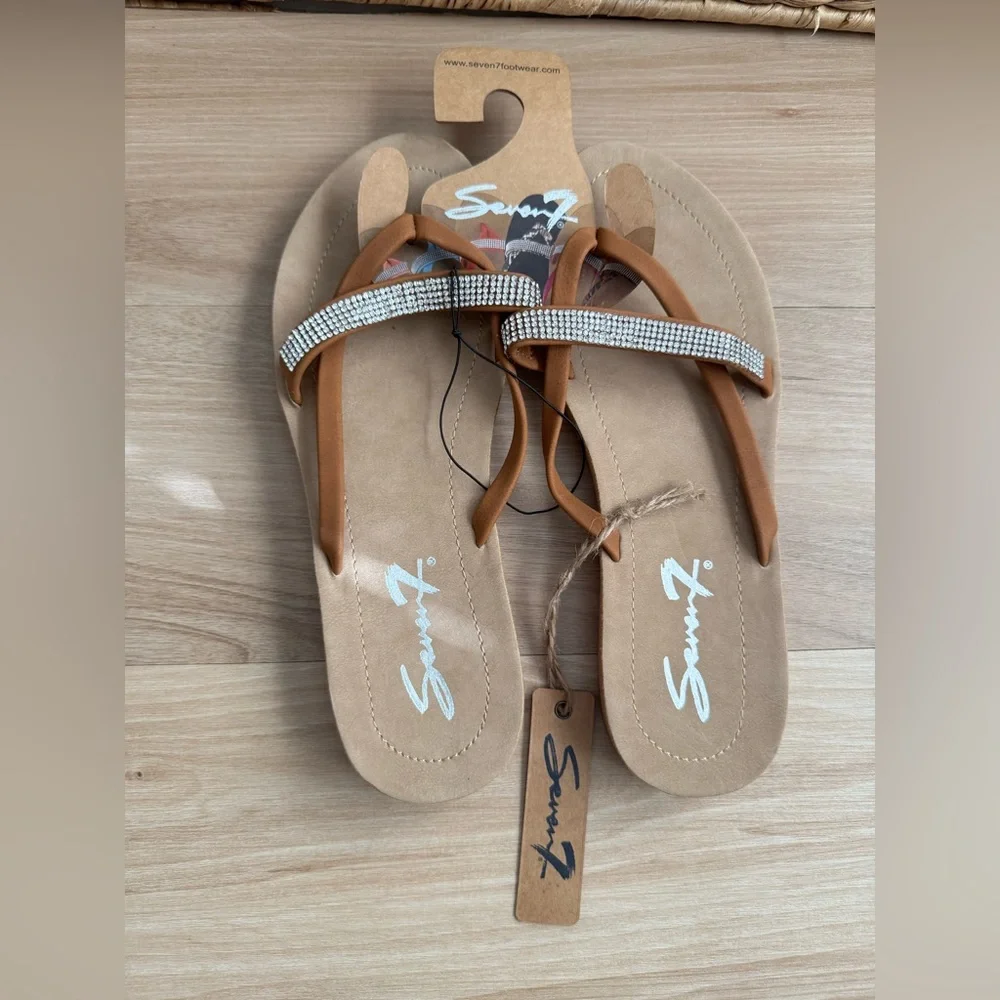 Seven7 nwt chic