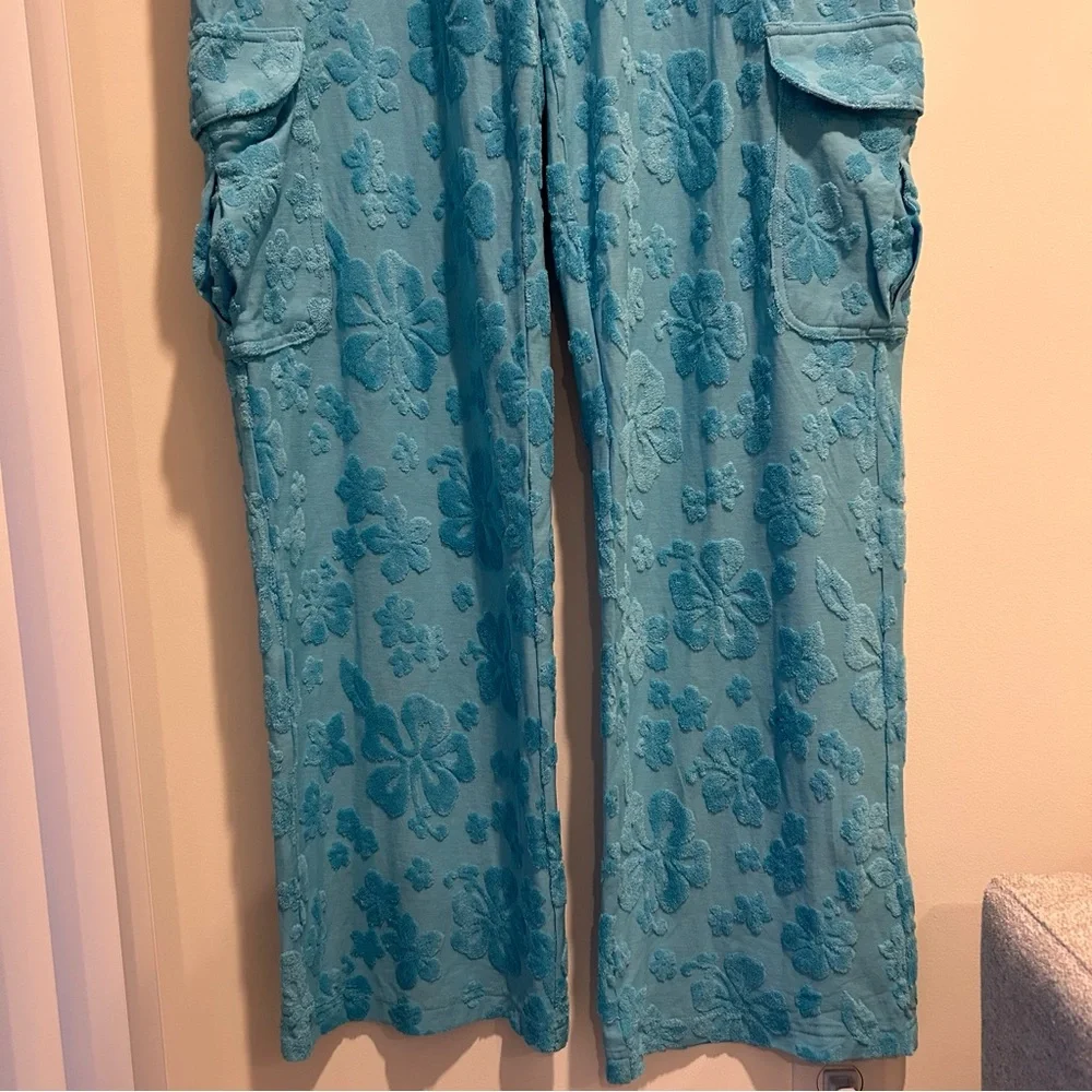 NWT Frankie’s Bikinis Chilli Terry Cargo Pant Blue Isle Size Medium
