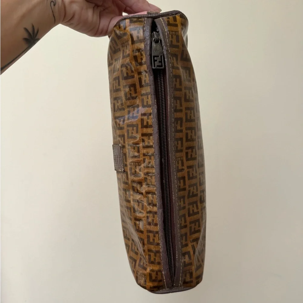 Fendi gorgeous pouch