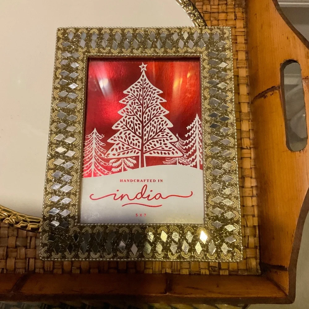 N/A gorgeous festive