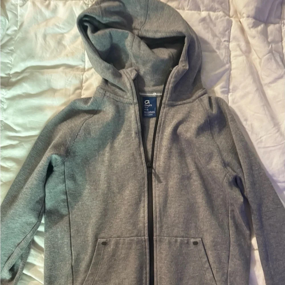 GAP stylish gray
