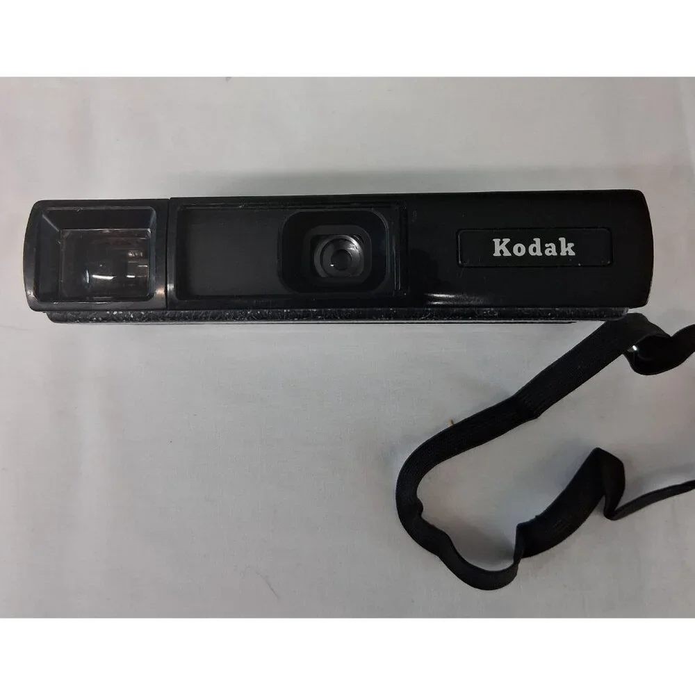 VTG Kodak Pocket Instamatic 20 Camera 1970s 110 Film Retro Collectible USA Made